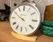 USSR desk clock quot Molniya quot , vintage desk clock, mechanical pendant clock, Soviet Russian antiques