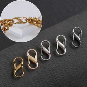 Infinity Clips Small Classic Gold Necklace Shortener With Safety