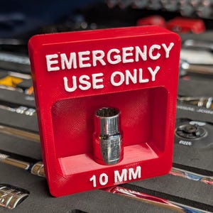 Emergency 10MM Socket
