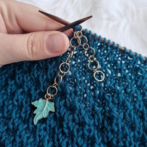 Knitting row counter Sea Green Leaf | Chain row counter | 4, 6, 8, 10, 12 rings | customizable