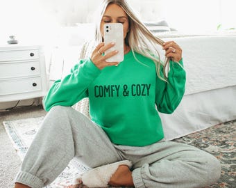 Heavy Blend  Crewneck Sweatshirt,  Comfy & Cozy Sweatshirt, Unisex Sweatshirt, Casual Crewneck, Casual Lounge Wear