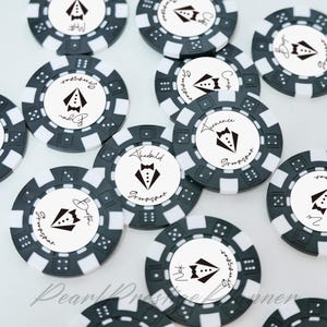 パーソナライズされたウェディングポーカーチップ、花婿の付添人用カジノポーカーチップ、花嫁介添人へのプロポーズギフト、独身パーティーの記念品、ウェディングギフト