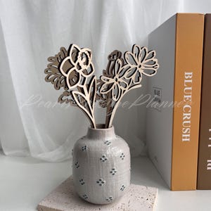 Bouquet di fiori in legno per il mese di nascita, regalo per la festa della mamma, decorazione floreale per la tavola di nascita, segnaposto floreale personalizzato per la nascita dei bambini, regalo per la famiglia