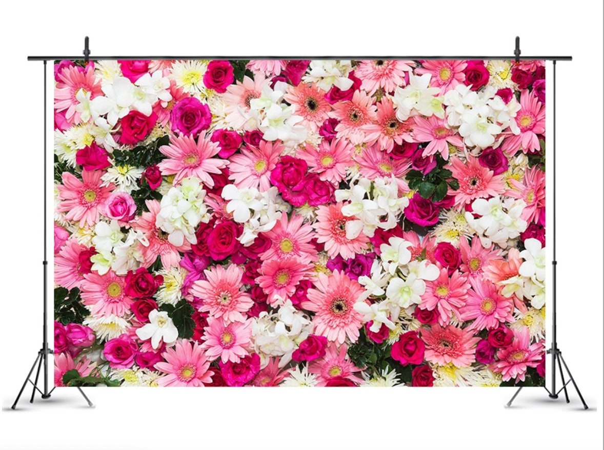 ピンクの花のウェディング背景：ブライダルシャワーフォトブース