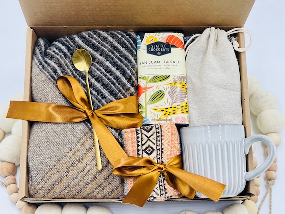 Cozy gift basket, Hygge gift box, Christmas gift, thinking of you care package, winter birthday gift, holiday gift box, employee gift,