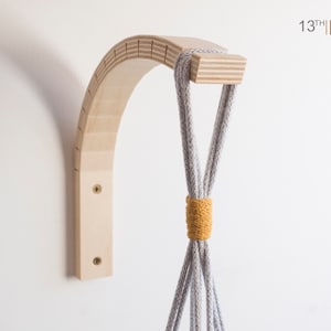 Plywood Plant Hanger