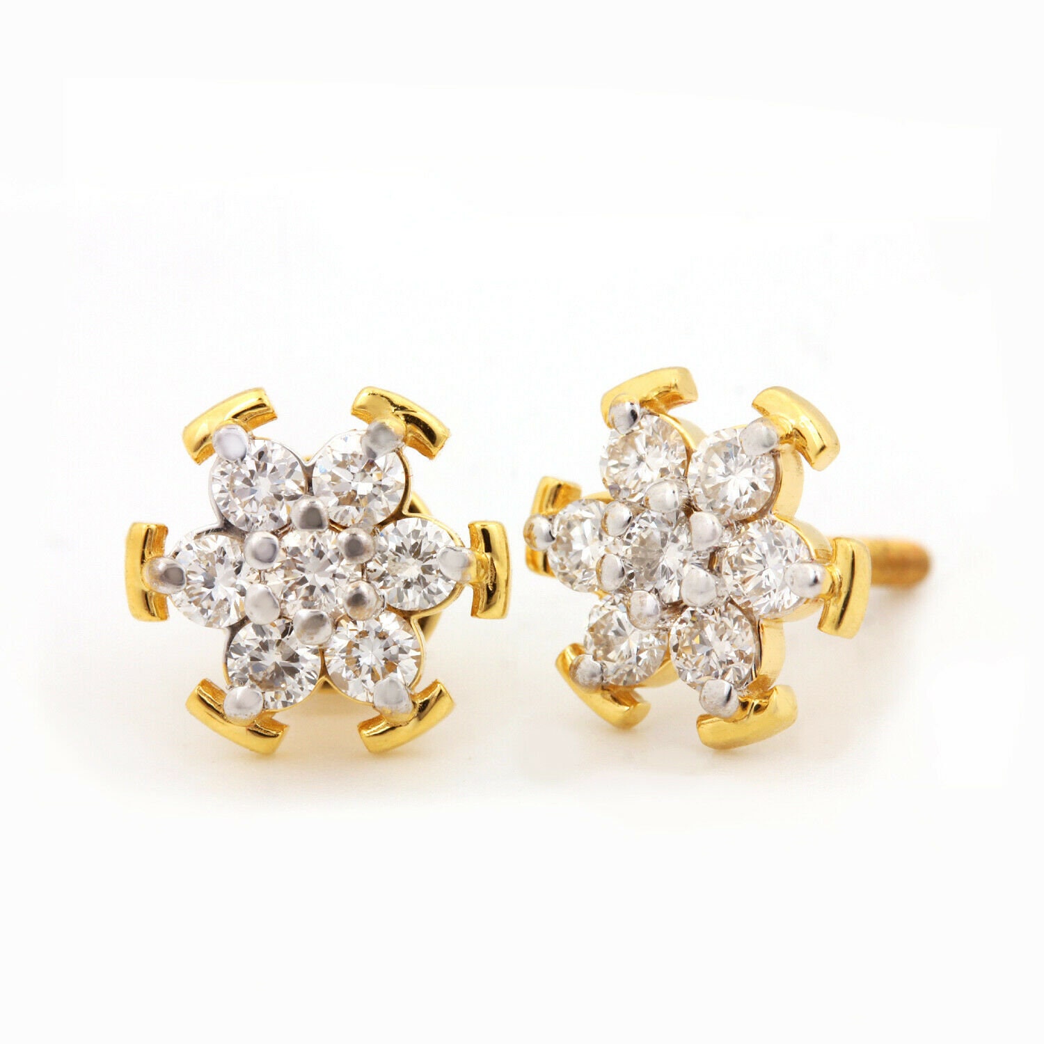 Elegant Flower 18K Diamond Stud - EFIF Diamonds – EF-IF Diamond Jewellery
