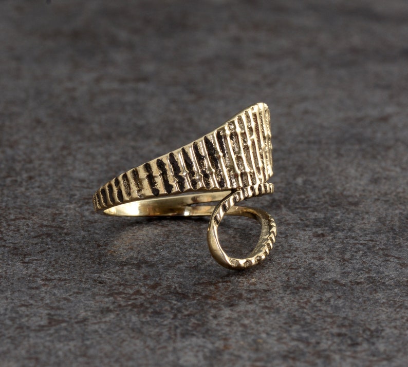 Crown shape Ring,Handmade Ring,Unique Ring,Antique ring,Boho Ring,Anniversary Ring,Wedding Ring,Woman Ring,Vintage Ring,Gift Ring,Deco Ring