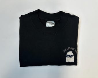 Halloween-t-shirt med broderat spöke | Spooky USA-bomullströja