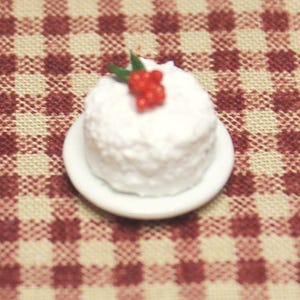 Half Scale Coconut Cake; 1:24 scale; dessert; Christmas; Thanksgiving; Easter; dollhouse miniatures food; realistic; handmade
