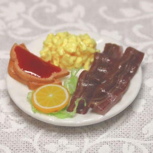 Bacon and Scrambled Eggs Breakfast; One inch scale; 1:12 scale; dollhouse miniature food; dollhouse bacon; miniature toast; realistic