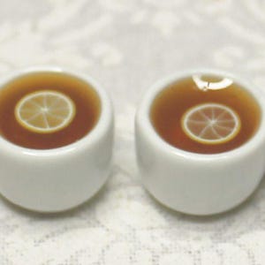 Hot Tea with Lemon; one-inch scale; 1:12 scale; ceramic cups; dollhouse drinks; mini hot drinks; realistic