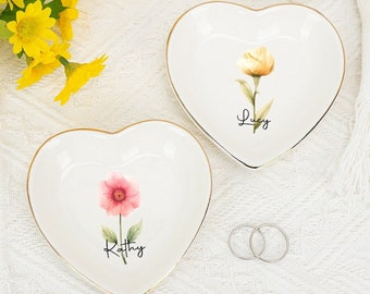 Personalized Trinket Dish,Custom Birth Flower Ring Dish,Bridesmaids Gift,Wedding Engagement Ring Holder,Birthday Gift for Women,Gift for Mom