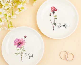 Personalized Birth Flower Ring Dish,Perfect Bridesmaid or Best Friend Gift,Minimalist Custom Name Gift for Her,Birth Month Flower