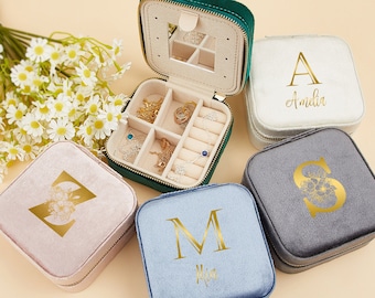 Personalised Name Initial Velvet Jewellery Box,Travel Jewellery Case,Bridesmaid Gift,Jewellery Case for Friends,Mom,Travel Gift,Xmas Gift