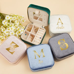 Portagioie in velluto con nome iniziale personalizzato, portagioie da viaggio, portagioie in velluto, portagioie, regalo per damigelle d'onore, regalo per la festa della mamma