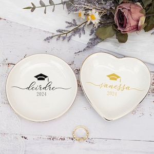 Gepersonaliseerde schotel afstuderen sieraden, afstudeercadeau universiteit, aangepaste trinket schotel, afstudeerring schotel, afstudeercadeau dochters, afstudeercadeau