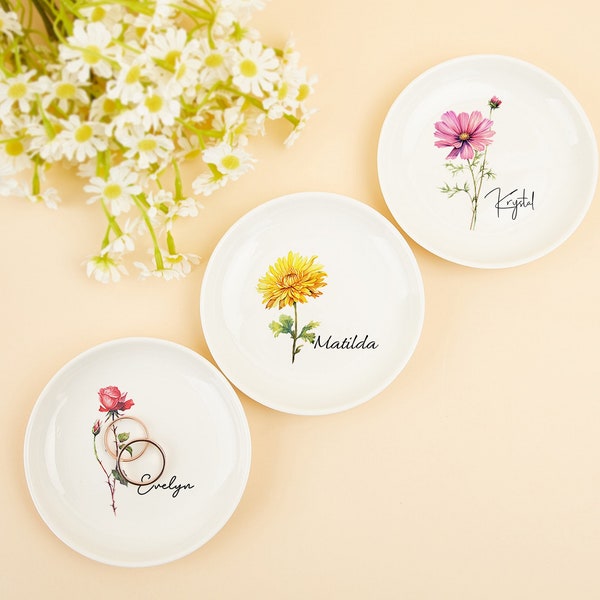 Personalized Birth Flower Ring Dish,Perfect Bridesmaid or Best Friend Gift,Minimalist Custom Name Gift for Her,Birth Month Flower