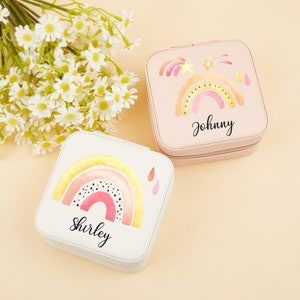 Benutzerdefinierte Schmuck Reise Box, Leder Regenbogen Schmuck Cas, Regenbogen Name Schmuck Organizer, Brautjungfer Geschenk, Mutter Geburtstagsgeschenk, Valentinstag