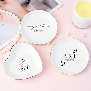 Personalized Initials and Date Jewelry Dish, Engagement and Wedding Ring Dish, Bridal Shower Gift, Wedding Gift for Couple, Anniversary Gift