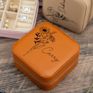 Portagioielli personalizzato,Scatola da viaggio per gioielli in pelle con fiore di nascita,Scatola regalo personalizzata,Regalo di compleanno,Regalo di San Valentino per lei,Mamma immagine 5