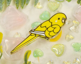 Lutino Budgie Parakeet Hard Enamel Pin, Yellow Budgerigar, Grass Parakeet