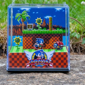 SONIC THE HEDGEHOG - Retro Handmade 3D Game Cube Diorama