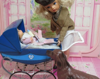 Sindy-Puppe mit Kinderwagen, Hunde-Baby-Zubehör und dem kompletten Outfit Country Club 1970