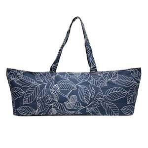 Chic Navy Leaf Yoga Mat Carry-All: Fit Your Gear with Ease!