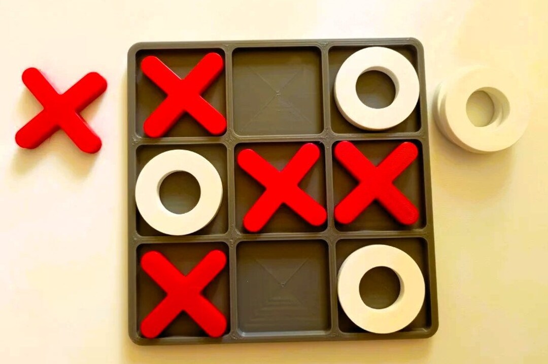 TIC TAC TOE - MULTICOLOR WITH THICK X/O PIECES – Tara Wilson Designs