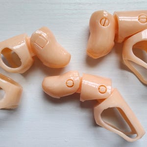 8-Pack Finger Prosthesis V2 – Lightweight, Durable Prosthetic Fingers | Custom 3D Printed Assistive Devices | Medical Aid for Finger Loss