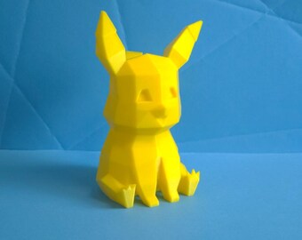 Cute Low Poly Pikachu Pokémon Figure – 3D Printed Polygon Pikachu Statue – Kawaii Yellow Mouse Decor – Gamer Gift – Anime Desk Art