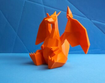 Charizard Low Poly Pokémon Statue – 3D Printed Polygon Dragon Figure – Gamer Room Decor – Fire Type Fan Gift – Anime Desk Display