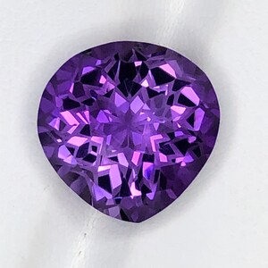 9.00 Cts Natural Purple Amethyst Gemstone: Pear Shape Concave Cut (14X14X9MM)