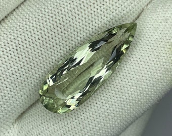 AAA Grüner Amethyst Edelstein: Natürliche Tropfenform, 15 Karat (11 x 28 MM)