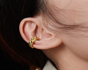 Textured Thick Ear Cuff, Non Piercing Sterling Silver Ear Cuff,Gold hoop earring, Conch Ear Cuffs,Dainty Ear Cuff for Women, Gift for Her