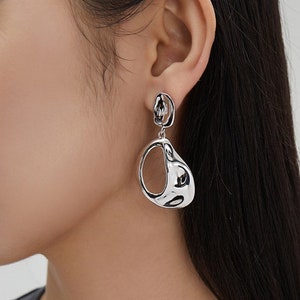 Unregelmäßige Form Silber Ohrringe,Abstrakte Ohrringe,Minimal Sterling Silber Ohrringe,Statement Ohrstecker,Unikat Ohrringe für Frauen