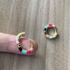 Colorful Hoop Earrings,Enamel Hoop Earrings,Vintage Enamel Earring,Boho Hugging Earring,Gold Hoop Earring,Handmade Earrings for Women