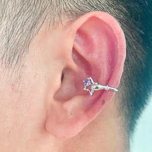 Star Ear Cuff with Sterling Silver,Hand Ear Cuff No Piercing,Conch Ear Cuff, Fake Piercings,Cartilage Hoop Earring,Unique Gift for her