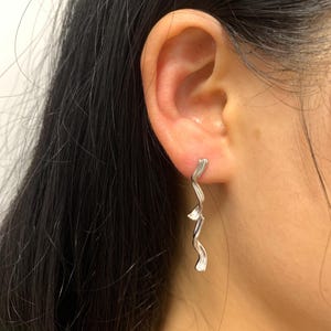 925 Sterling Silver S Mismatched Earrings, Abstract Irregular Texture Earrings,Long Earrings For Women,Original Design Avant-garde Earrings