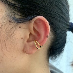 Silver Ear Wrap,Double Lined Ear Cuff,No Piercing,Helix Cuff,Conch Ear Cuff Earrings,Gold Ear Clamps,Sterling Silver Cartilage Earrings