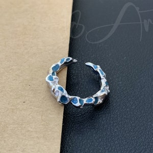 Unregelmäßiger Emaillering mit 925 Sterlingsilber, blaue Welle, kurviger offener Ring, verstellbarer Bandring, Geschenk für sie, gewellter Ring, stapelbare Ringe