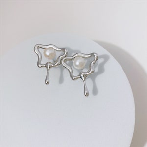 Sterling Silver Dripping Earrings, Natural Pearl Stud Earring,Liquid Earrings,Abstract Earrings,Droplets Earrings,Unique  Earrings for Women