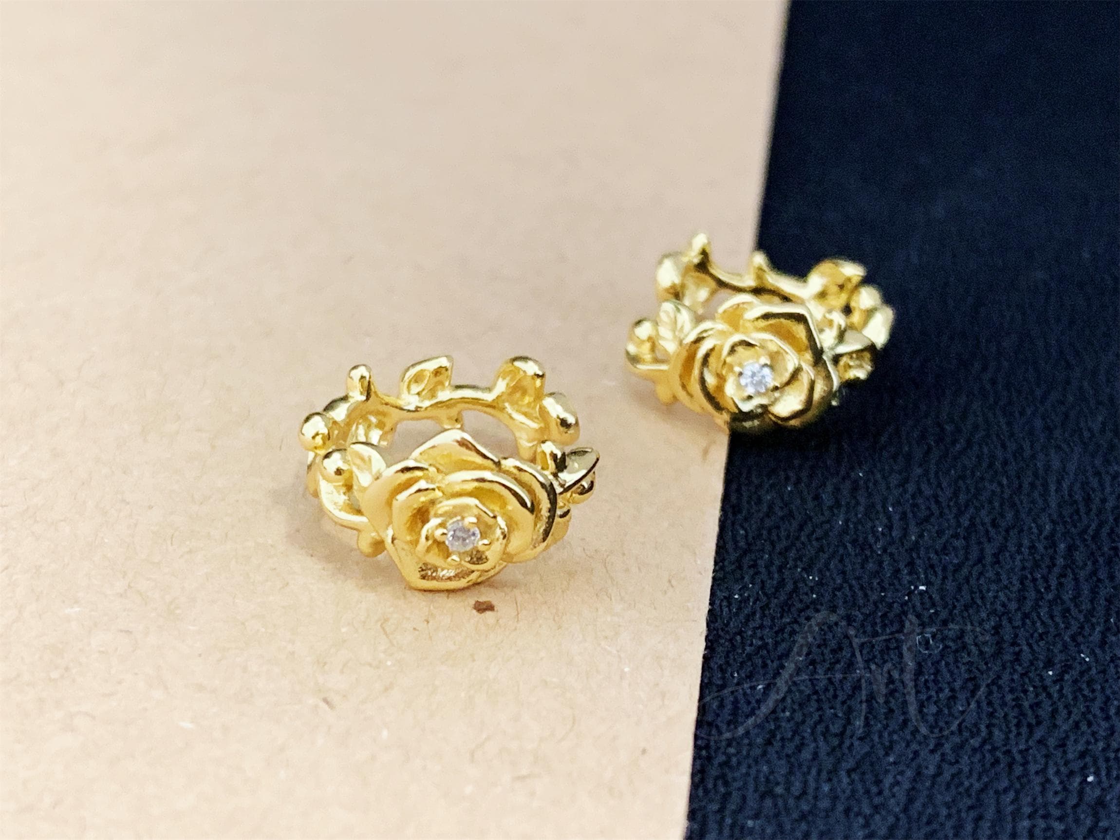Gold Rose flower Ear Cuff No Piercing,Sterling Silver Conch Earring,Warp Cuff Earrings ,Cartilage Hoops,Valentine's Birthday Gift for her