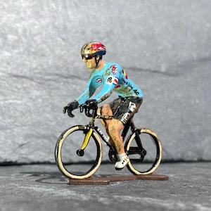 Hand Painted Wout Van Aert Cyclocross World Championship 2025 Cycling Figure.