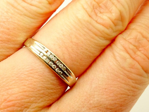 Unique, Solid 9ct White Gold Diamond Two/Double R… - image 3