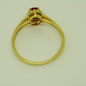 Stunning 9ct Yellow Gold Ruby & Diamond Multi Stone Cluster Ring, Size N 1.55g image 5