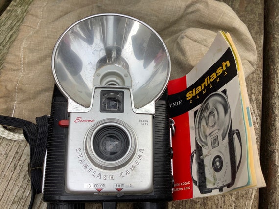 Vintage Kodak Starflash Brownie Camera, Dakon Lens - Etsy