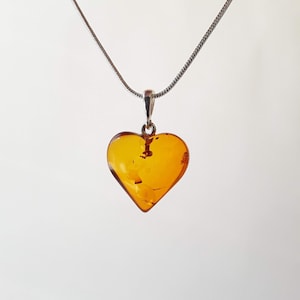 Baltic Amber HEART 925 sterling silver pendant Yellow gemstone Heart shaped pendant jewelry Romantic I love you honey pendant girlfriend