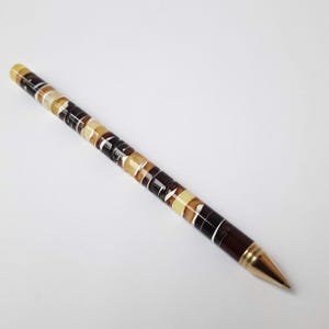 Bolígrafo de ámbar exclusivo, bolígrafo de piedras preciosas hecho a mano, bolígrafo de colores recargable, regalo para escritor, bolígrafo de metal decorado